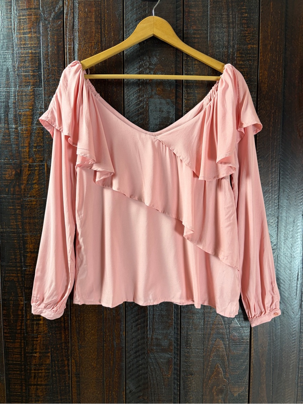 One Hart Pink Ruffle Wide-neck Long Sleeve Top Medium